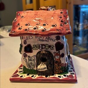 Blue sky Charming Ceramic Pet House Decor. Tea light candle. 2002